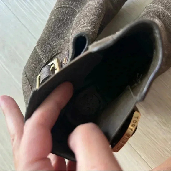 TORY BURCH "ADRIENNE" WOMEN'S BROWN SUEDE WEDGE ANKLE BOOTS SIZE 6 - Picture 10 of 12